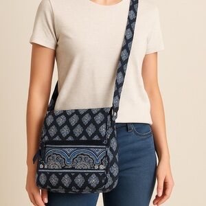 💙 Vera Bradley Blue Quilted Crossbody Bag — Paisley Floral Pattern